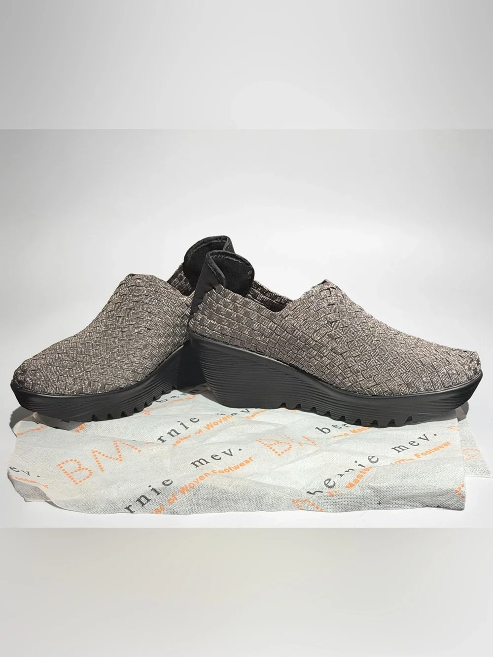 bernie mev Gem Woven Elastic Slip-On Wedge Metallic Pewter Sneakers EU38